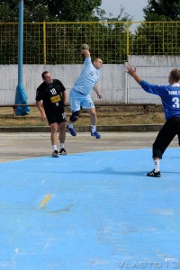 257044_10151012846201752_1304215248_o