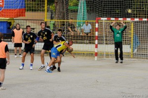 286842_10151012835051752_447575172_o