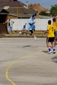 288041_10151012904471752_777538192_o